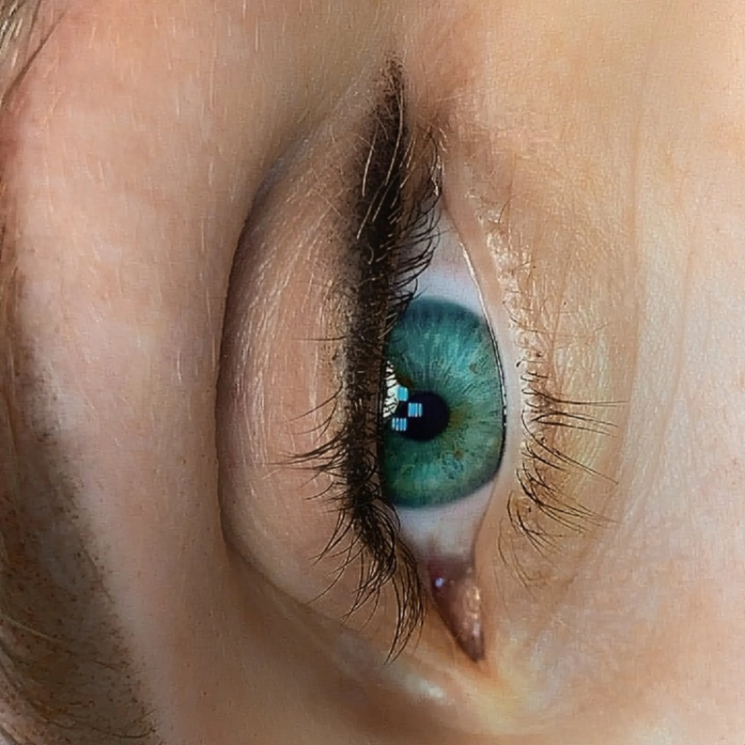 microblading eyeliner