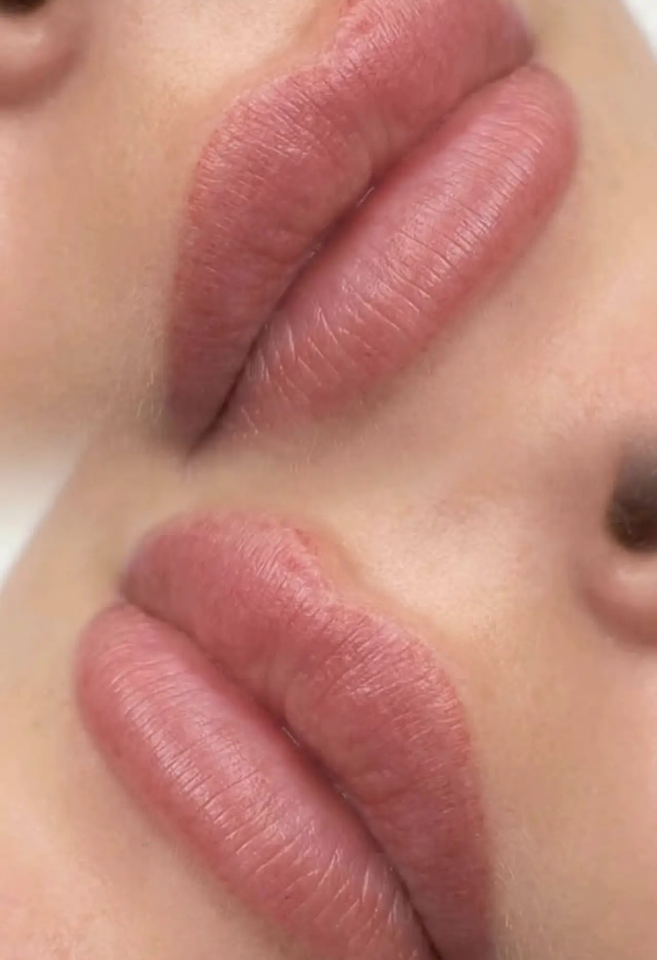 what to put on lips after lip blushing